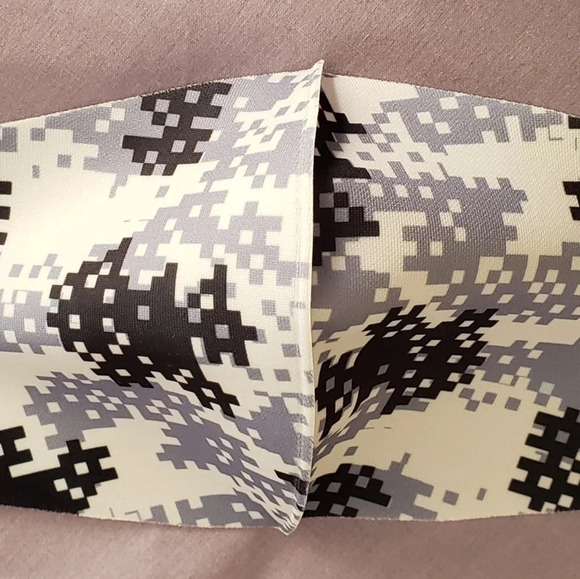 FACE masks - Picture 1 of 2